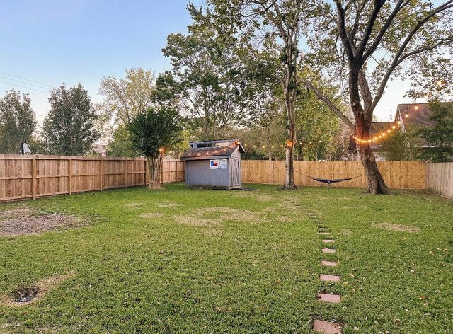 2605 Sawyer Drive, Seabrook, TX 77586