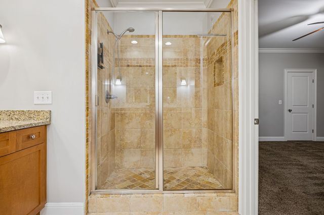 2110 Acklen Ave Apt 105, Nashville, TN 37212