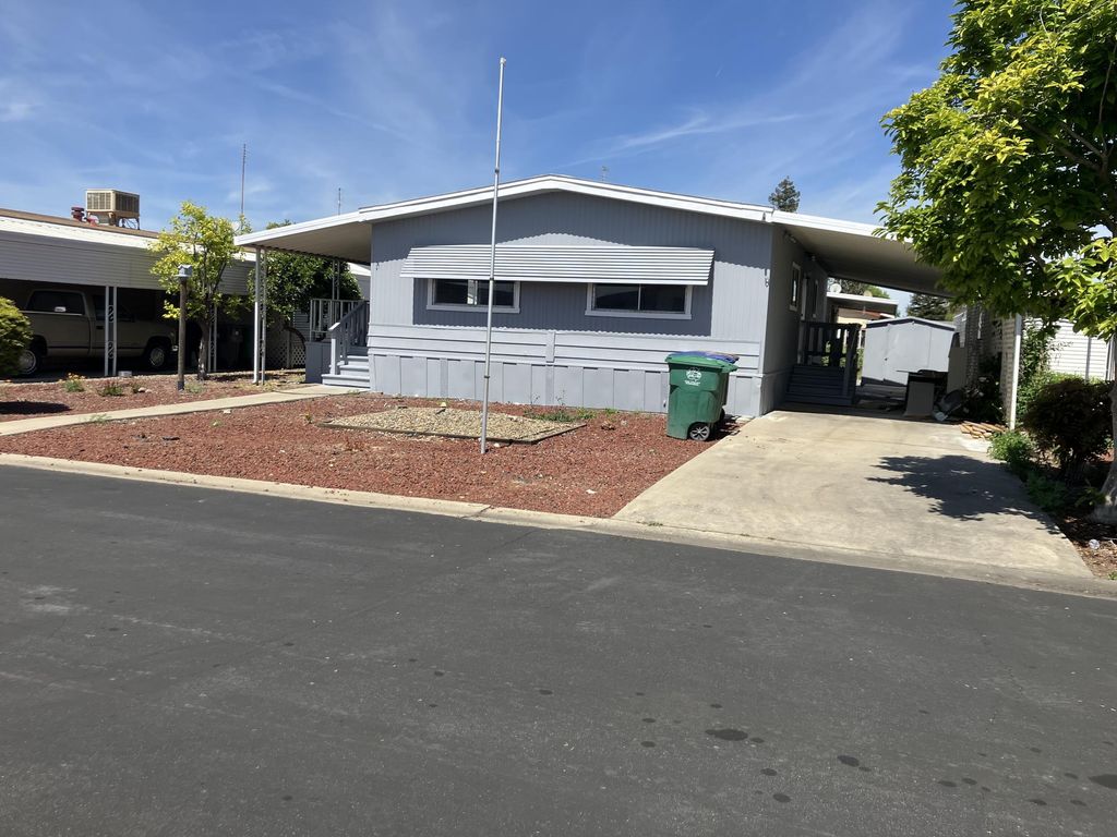 314 N Albert Avenue 101, Exeter, CA 93221