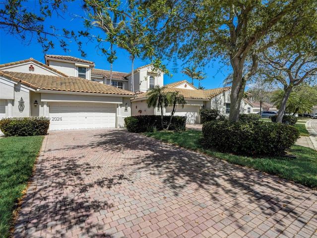 963 S Harbor View S, Hollywood, FL 33019