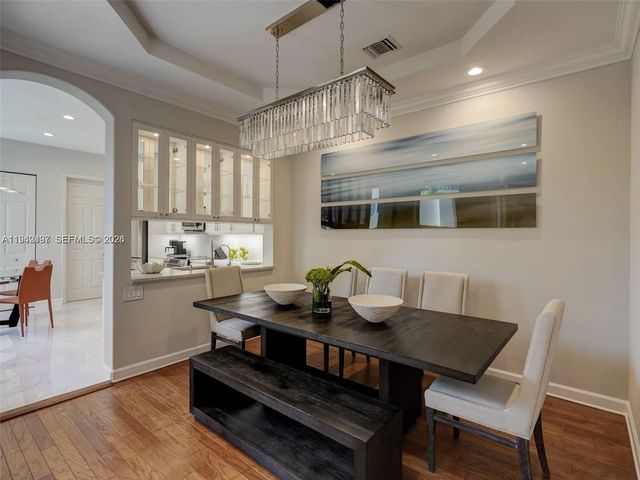 963 S Harbor View S, Hollywood, FL 33019