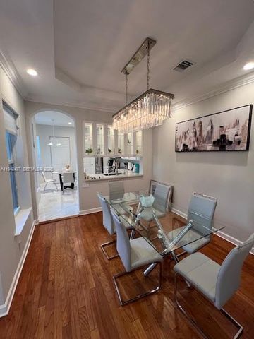 963 S Harbor View S, Hollywood, FL 33019