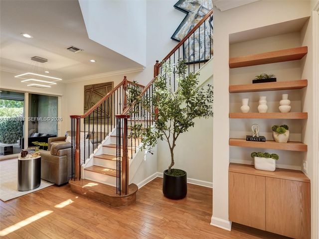 963 S Harbor View S, Hollywood, FL 33019