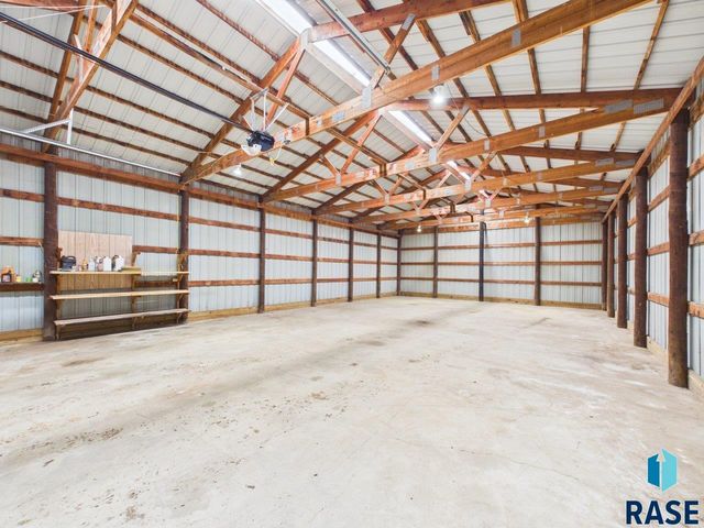 8701 E Maple St Street, Brandon, SD 57005