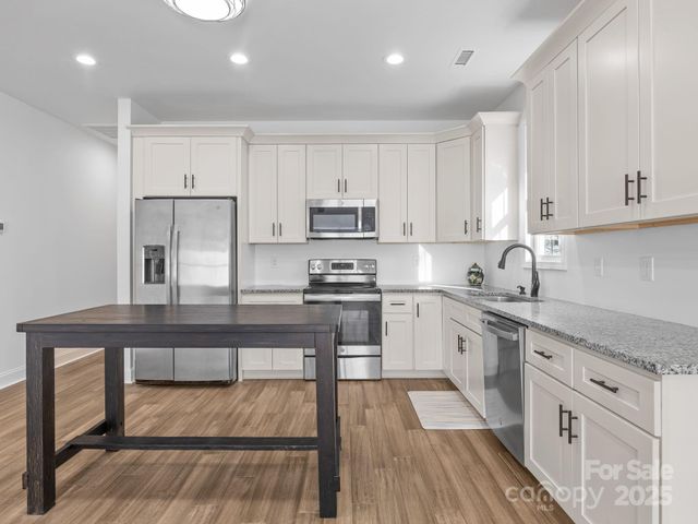 409 S Lyles Avenue, Landrum, SC 29356