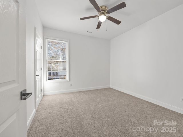 409 S Lyles Avenue, Landrum, SC 29356