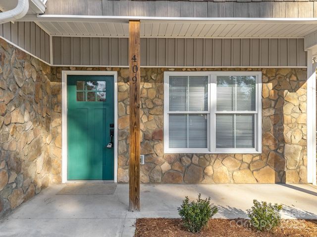 409 S Lyles Avenue, Landrum, SC 29356