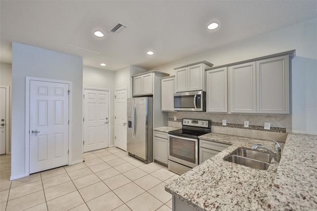 9160 HILLCROFT DRIVE, Riverview, FL 33578