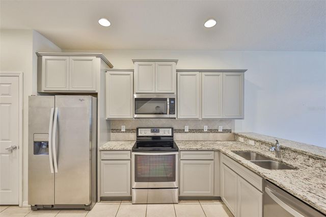 9160 HILLCROFT DRIVE, Riverview, FL 33578