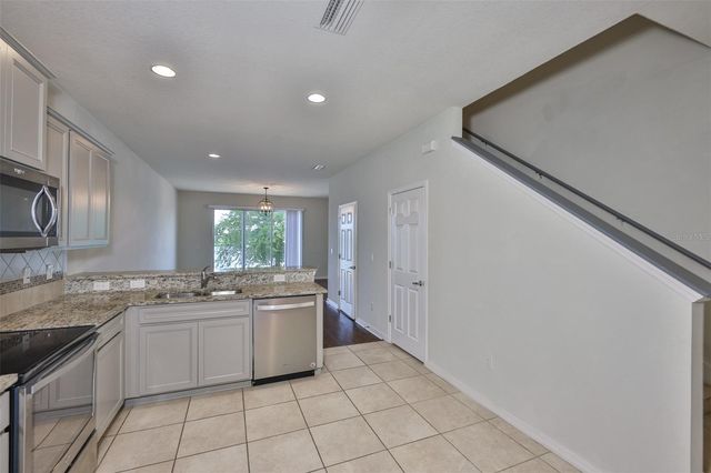 9160 HILLCROFT DRIVE, Riverview, FL 33578