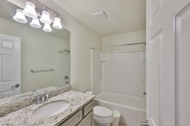 9160 HILLCROFT DRIVE, Riverview, FL 33578