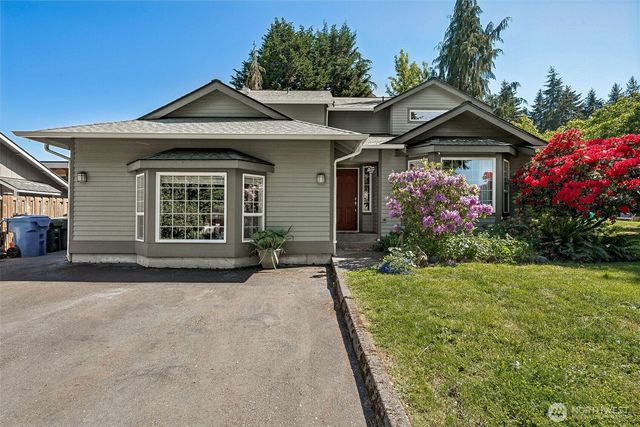 7624 52nd Avenue E, Tacoma, WA 98443