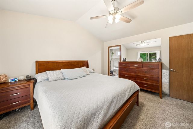 7624 52nd Avenue E, Tacoma, WA 98443
