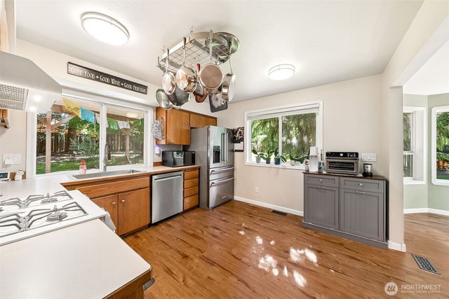 7624 52nd Avenue E, Tacoma, WA 98443