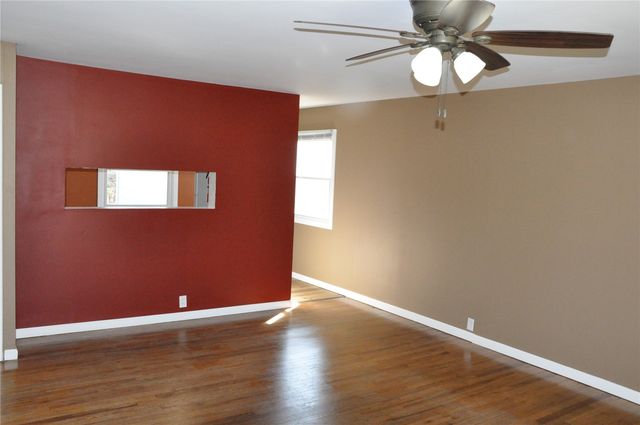 1208 38th Street SE, Cedar Rapids, IA 52403