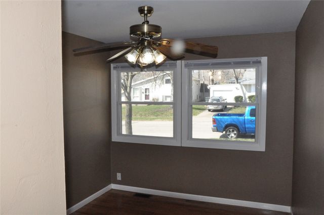 1208 38th Street SE, Cedar Rapids, IA 52403