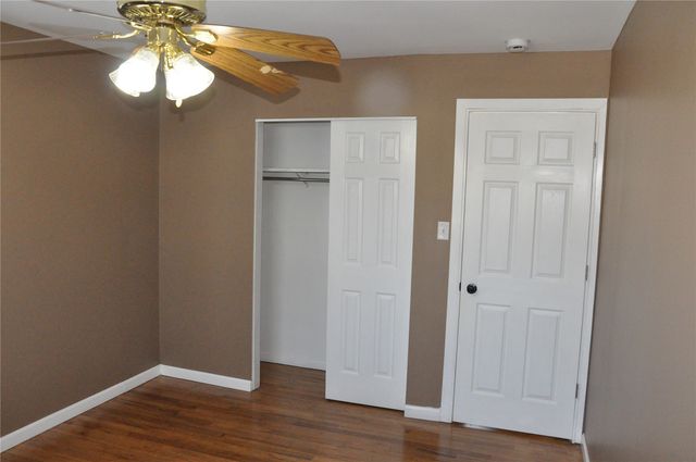 1208 38th Street SE, Cedar Rapids, IA 52403