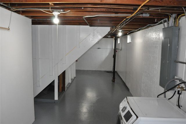 1208 38th Street SE, Cedar Rapids, IA 52403