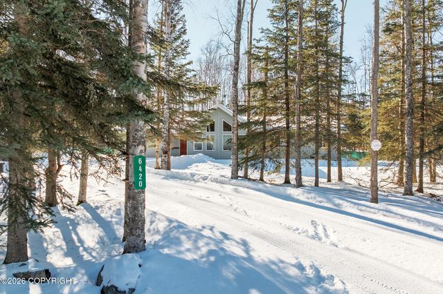 6420 W Commadore Lane, Wasilla, AK 99623