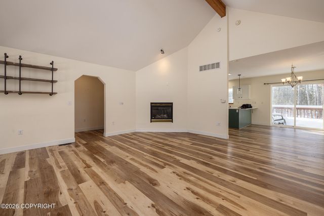 6420 W Commadore Lane, Wasilla, AK 99623