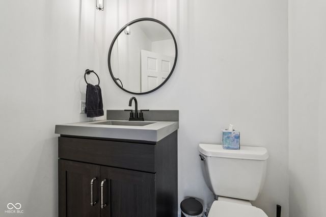 6164 Afton Crest, Indianapolis, IN 46220