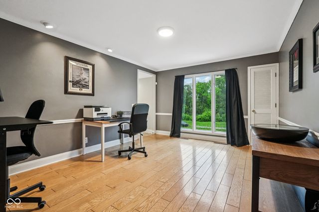 6164 Afton Crest, Indianapolis, IN 46220