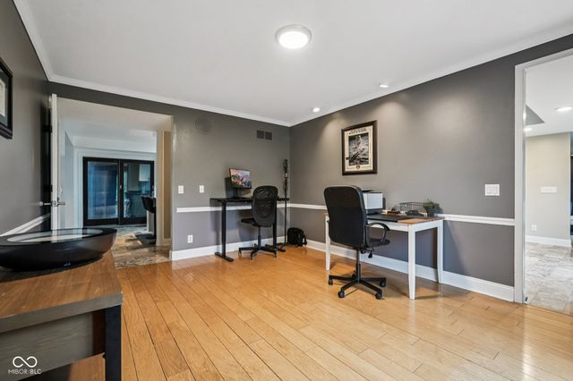 6164 Afton Crest, Indianapolis, IN 46220