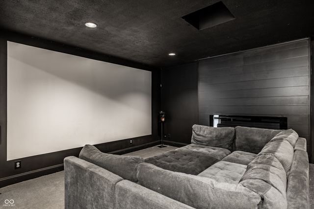 6164 Afton Crest, Indianapolis, IN 46220