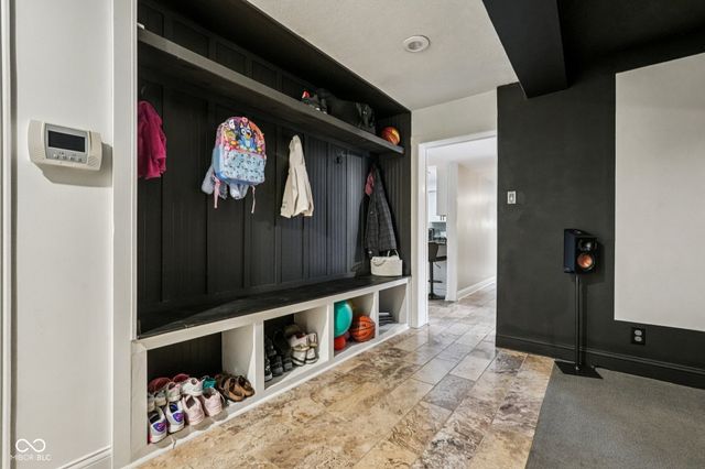 6164 Afton Crest, Indianapolis, IN 46220