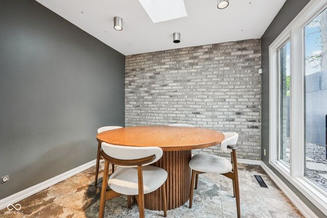 6164 Afton Crest, Indianapolis, IN 46220