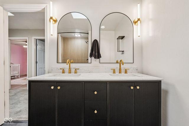 6164 Afton Crest, Indianapolis, IN 46220