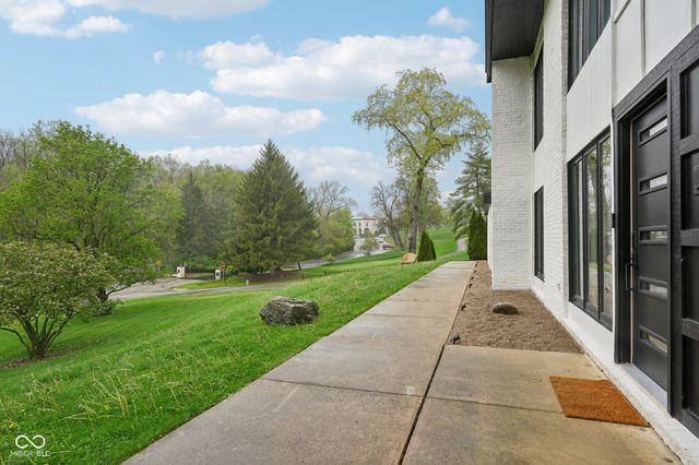 6164 Afton Crest, Indianapolis, IN 46220