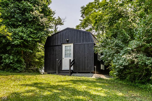 6164 Afton Crest, Indianapolis, IN 46220