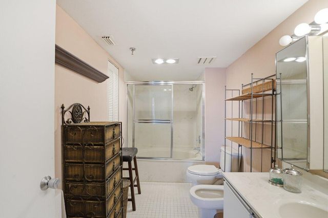 5340 NW 2nd Avenue 326, Boca Raton, FL 33487