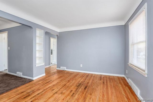 12651 Abington Avenue, Detroit, MI 48227