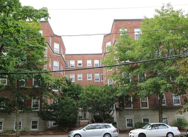 79 Martin Street 21, Cambridge, MA 02138