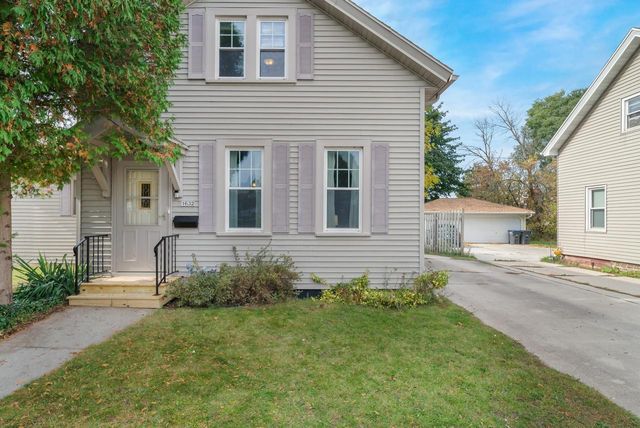 1632 S 14th STREET, Sheboygan, WI 53081