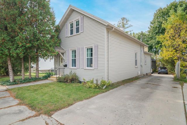 1632 S 14th STREET, Sheboygan, WI 53081