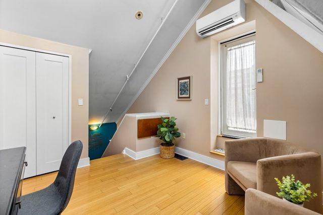 42 8th Street 5525, Boston, MA 02129