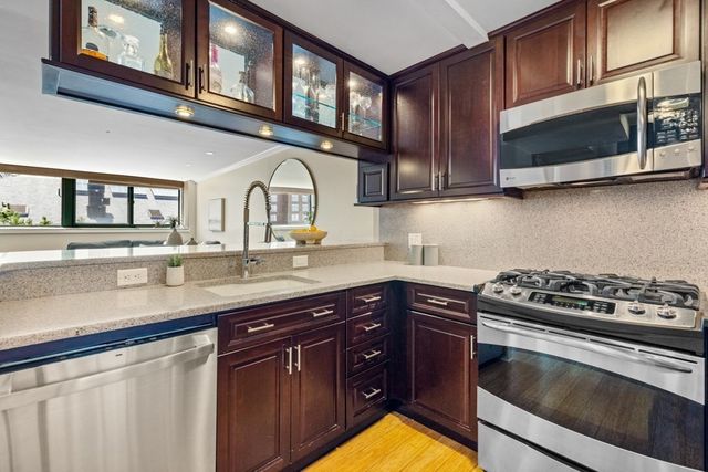 42 8th Street 5525, Boston, MA 02129