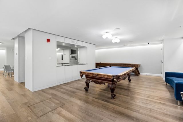 42 8th Street 5525, Boston, MA 02129