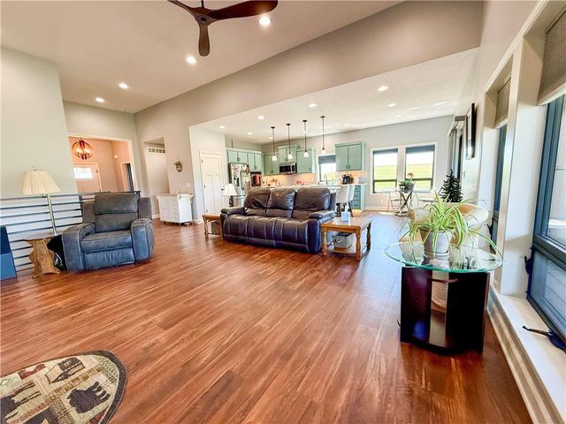 22777 219th Street, Leavenworth, KS 66048