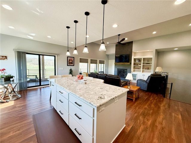 22777 219th Street, Leavenworth, KS 66048