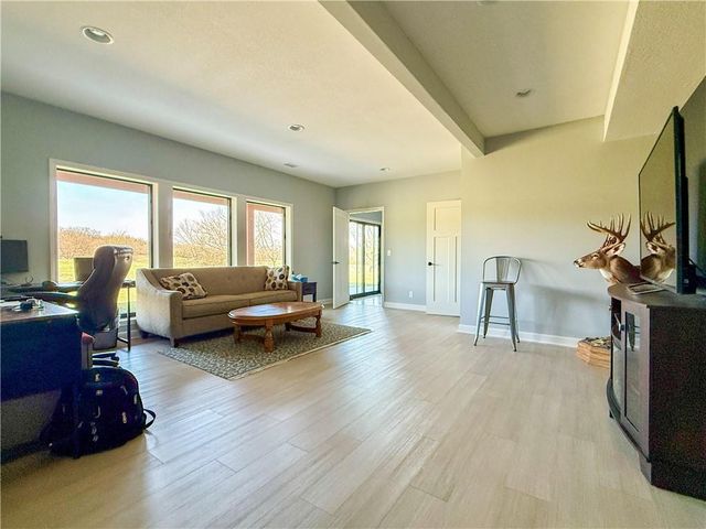 22777 219th Street, Leavenworth, KS 66048