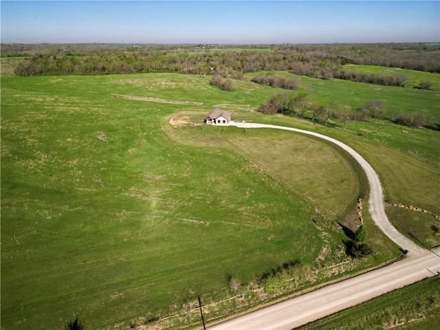 22777 219th Street, Leavenworth, KS 66048