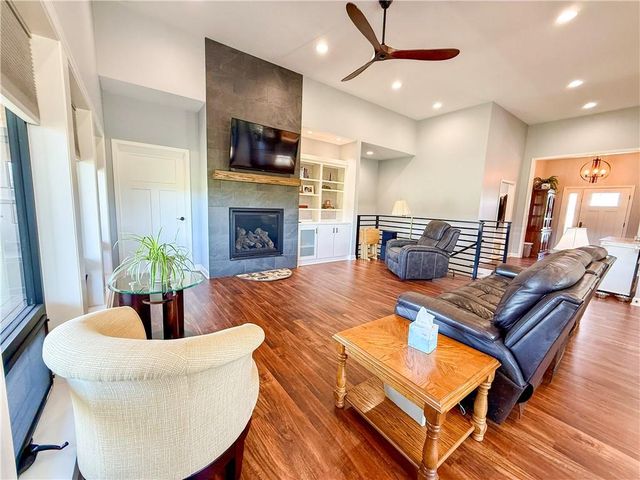 22777 219th Street, Leavenworth, KS 66048