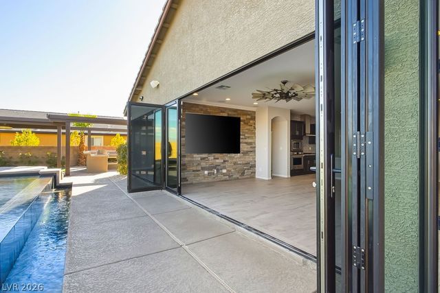 5888 Temple Ridge Court, Las Vegas, NV 89149