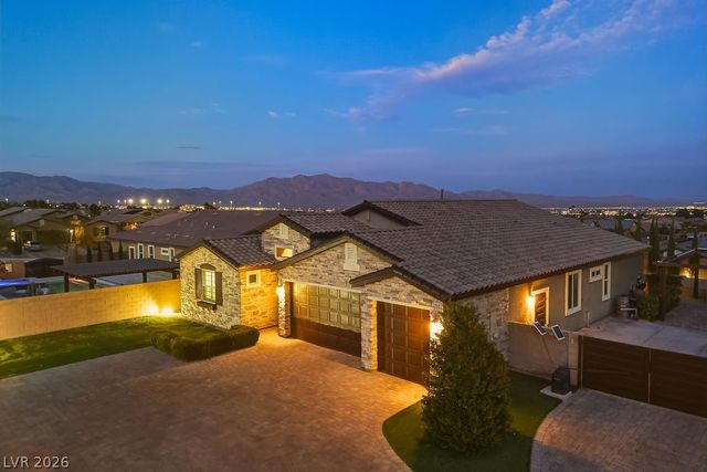 5888 Temple Ridge Court, Las Vegas, NV 89149