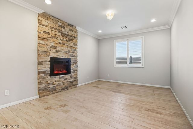 5888 Temple Ridge Court, Las Vegas, NV 89149