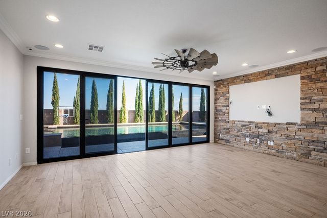 5888 Temple Ridge Court, Las Vegas, NV 89149